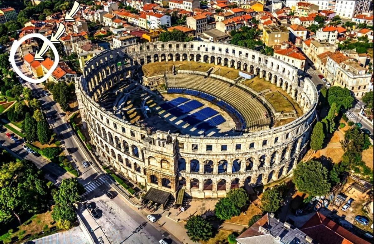 Soba Arena Pula Exterior foto